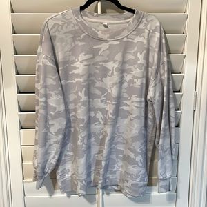 Lululemon Perfectly Oversized Crew in New Condition.